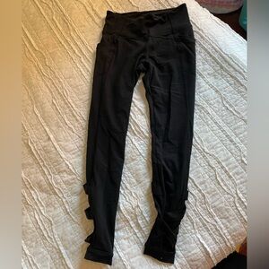 Black Ruffle leggings